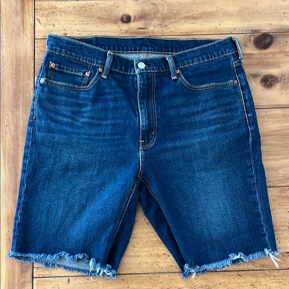 Levi's Other - Levis Men’s Jorts size 36 dark blue color